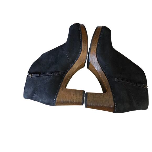 Dansko Black Nubuck Platform Heeled Cut Out Peep Toe Booties Shoes EUC 8.5-9 - Picture 7 of 12